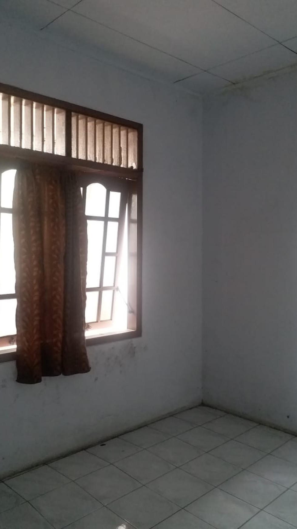 Dijual rumah di JL. kenanga Cibodas Tangerang