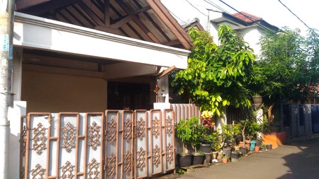 Rumah Siap Huni di Jurangmangu Tangerang