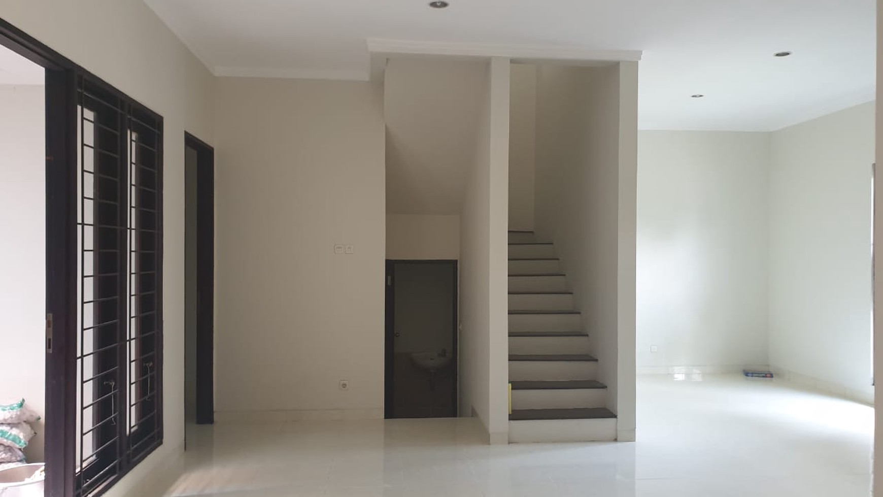 Rumah Bagus Di Emerald Residence, Bintaro Jaya