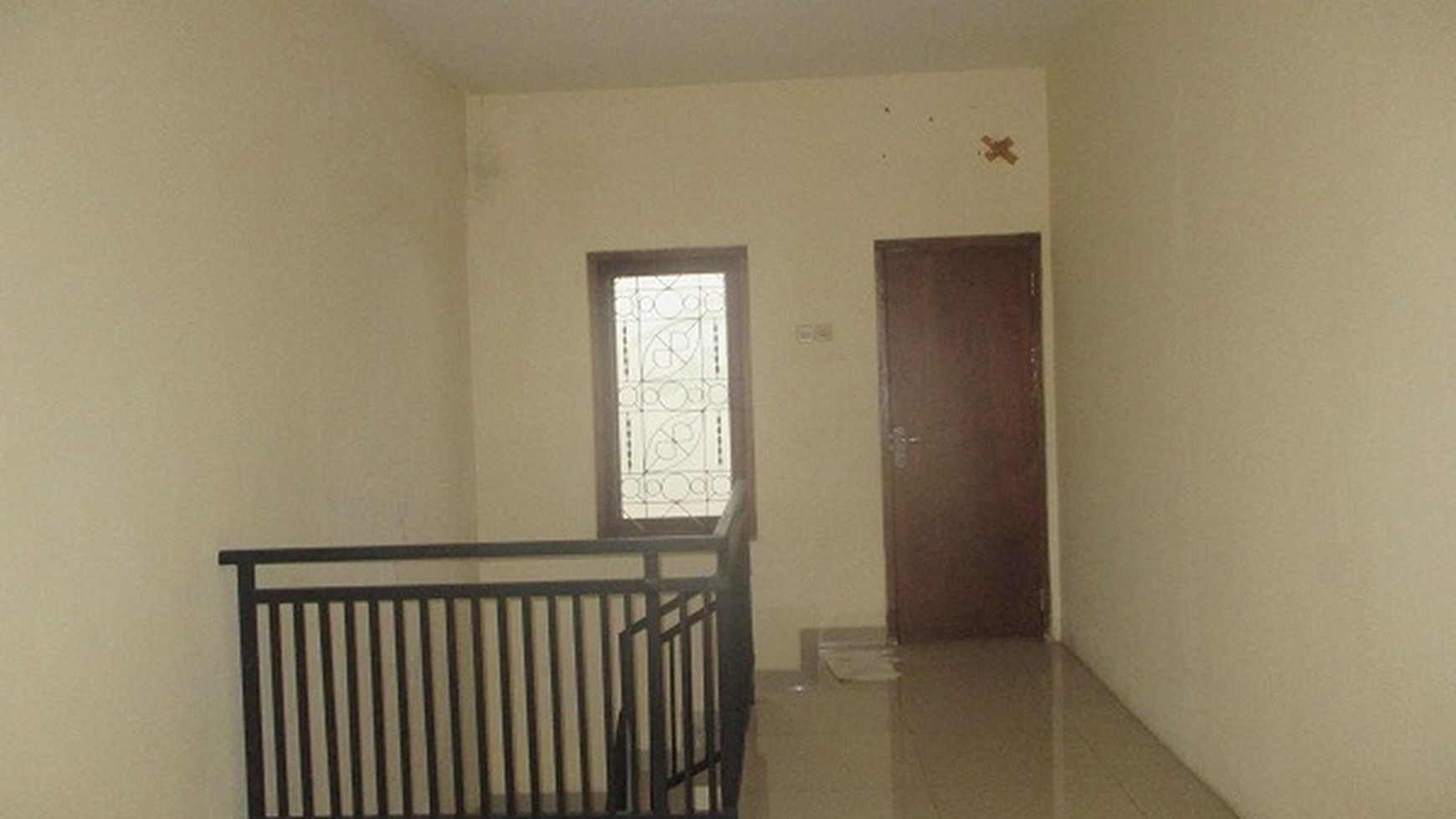 Disewakan Rumah di Taman Parahyangan - Lippo Karawaci Tangerang