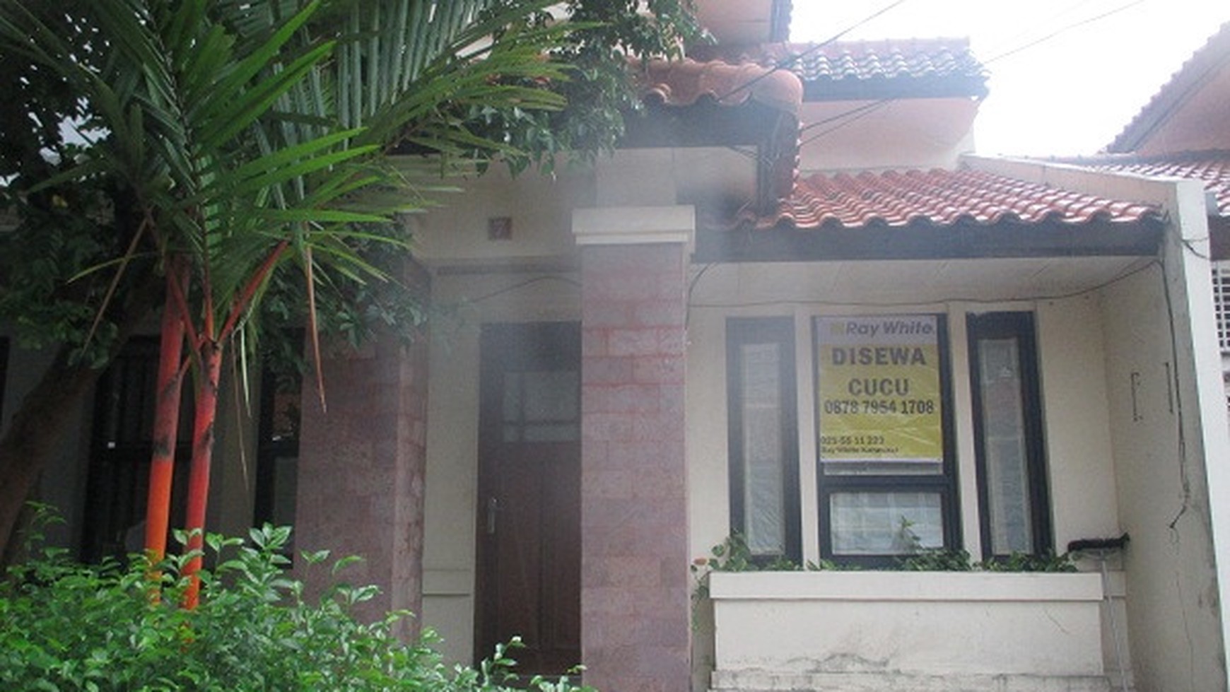 Disewakan Rumah di Taman Parahyangan - Lippo Karawaci Tangerang