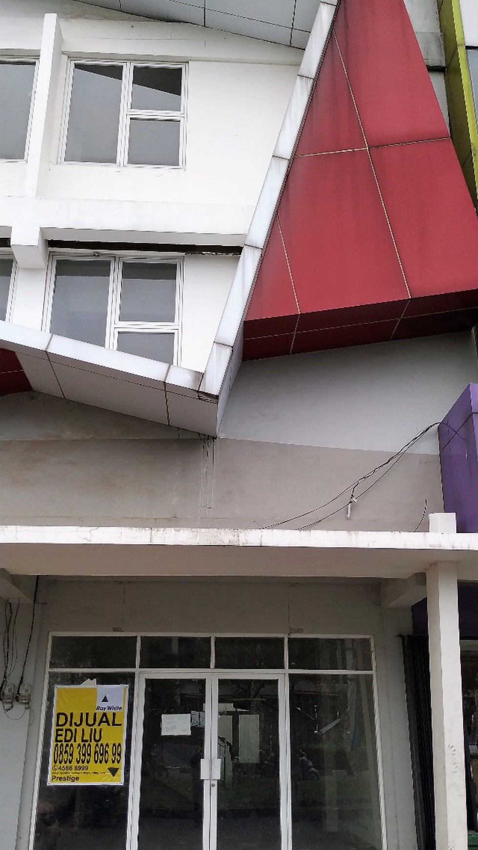 Ruko Courtyard Karawang Galuh Mas Posisi Depan Jalan Raya Blok D