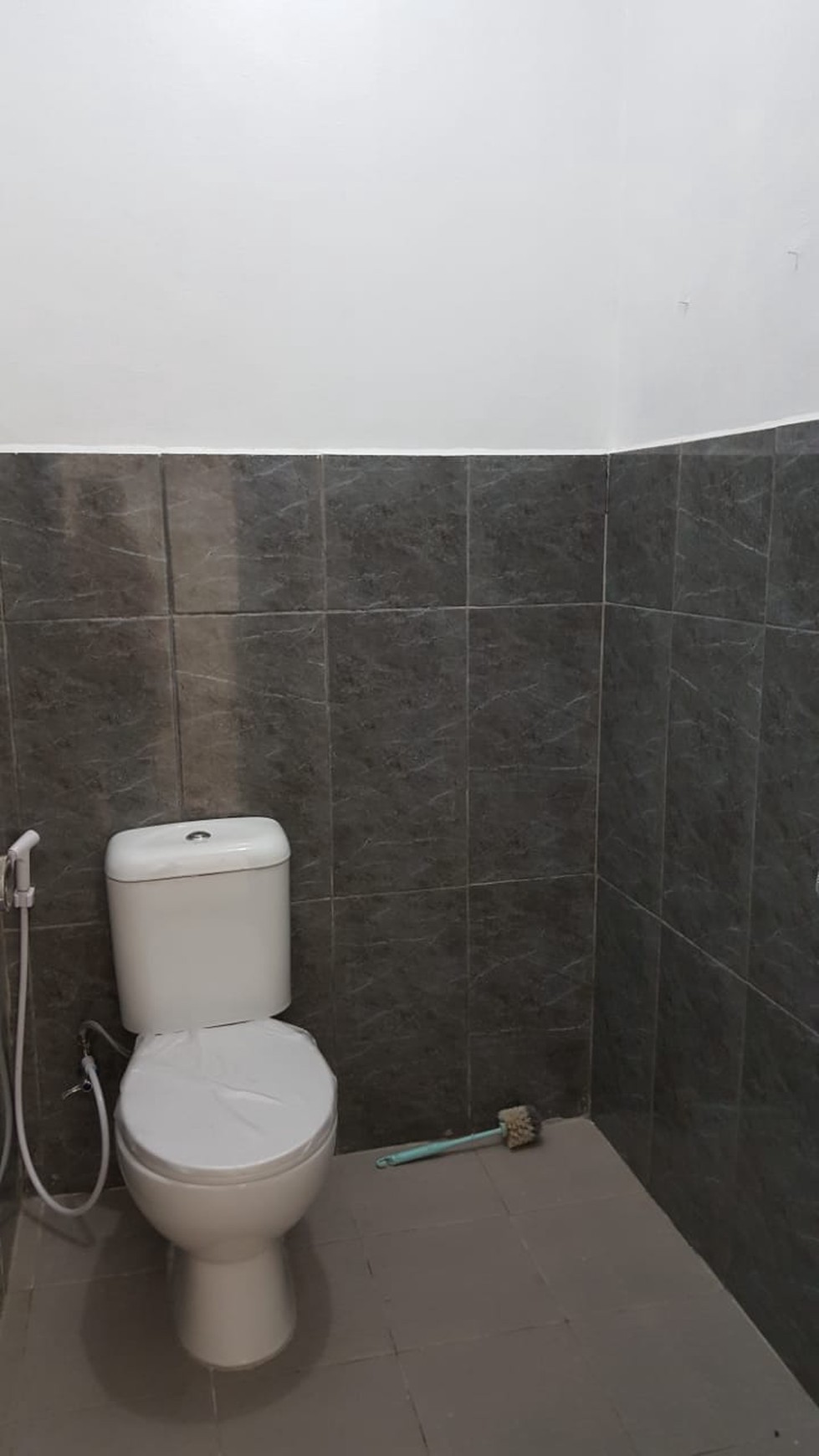 Dijual rumah mungil, cocok untuk keluarga kecil atau pasangan muda, siap huni