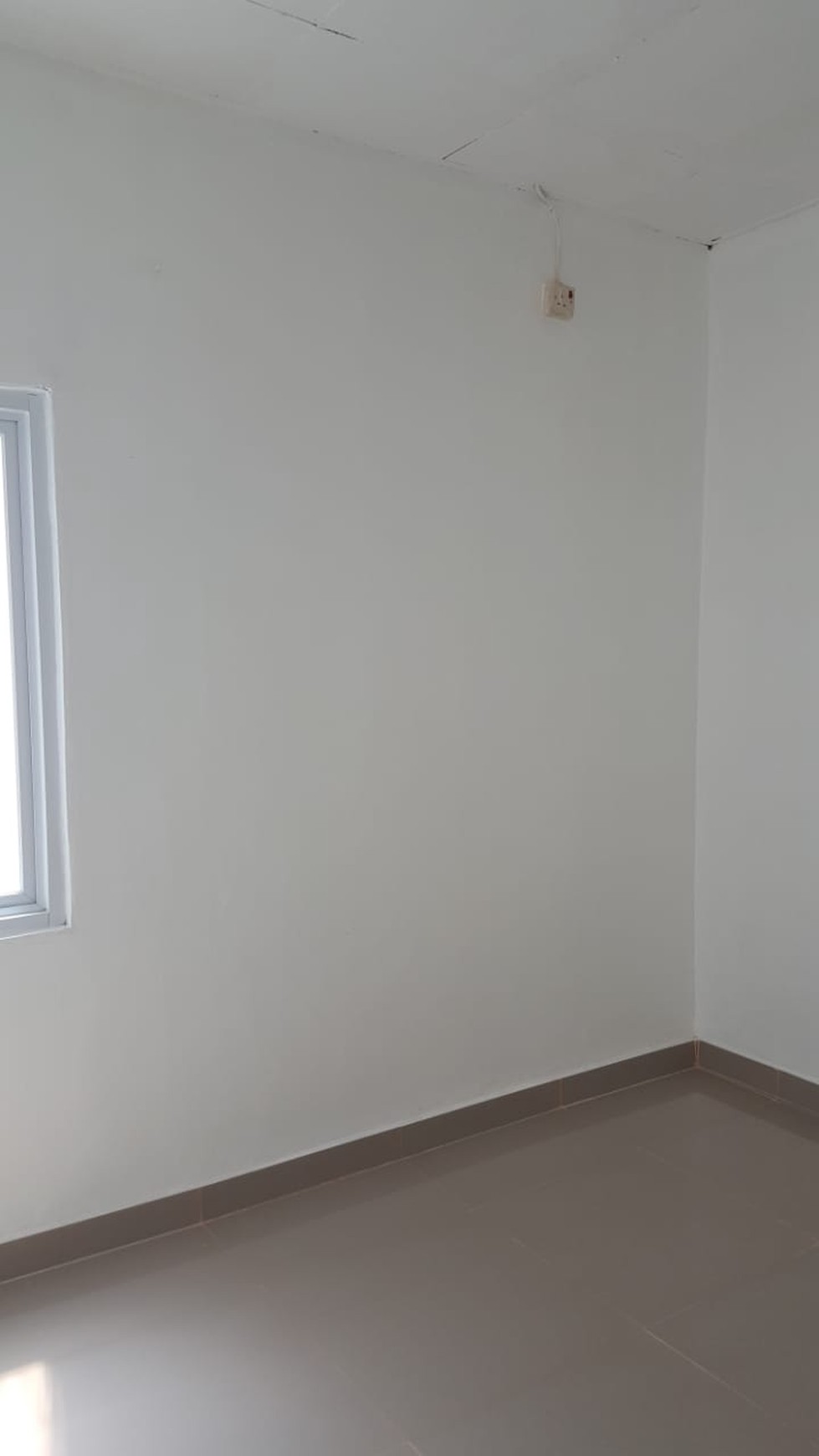 Dijual rumah mungil, cocok untuk keluarga kecil atau pasangan muda, siap huni