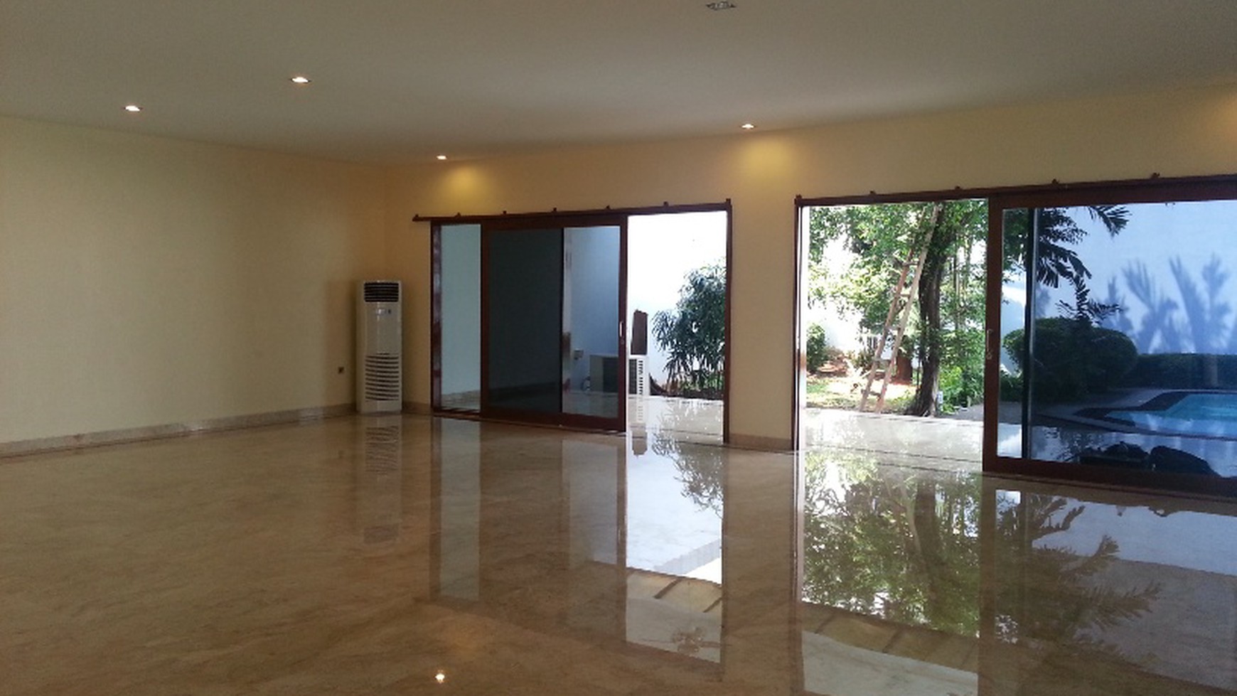 Sewa Rumah Jl Mas Murni Permata Hijau Jakarta Selatan