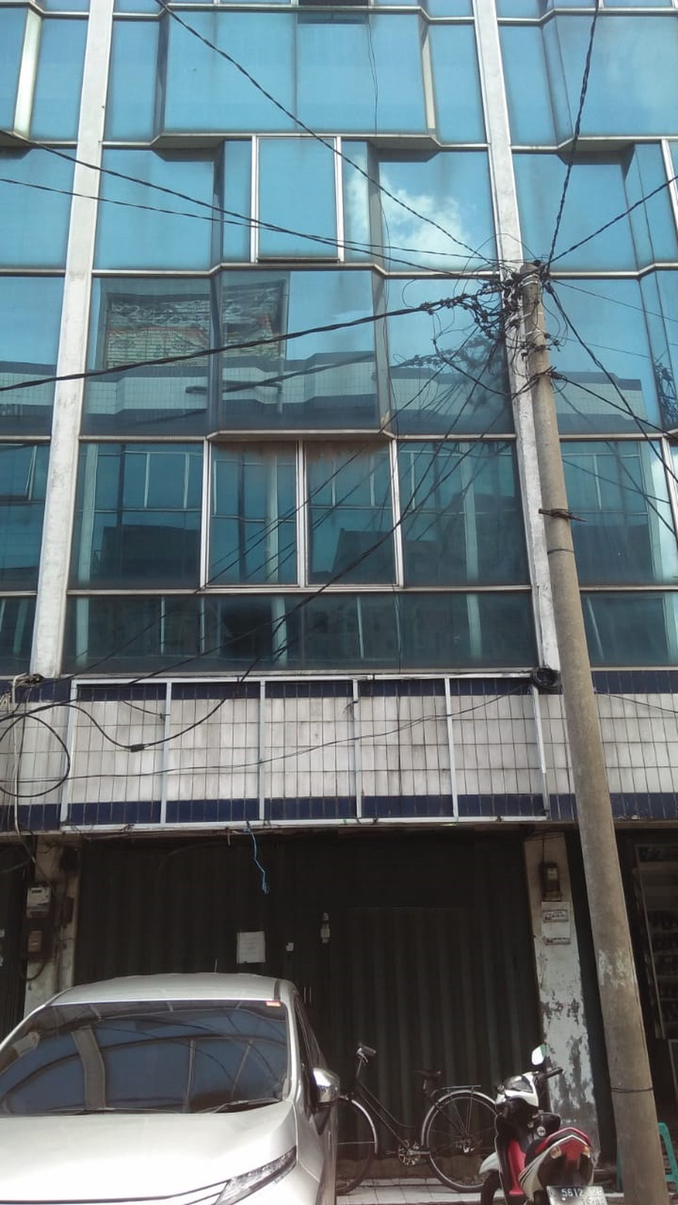 Ruko 3.5 Lantai Dupak Megah