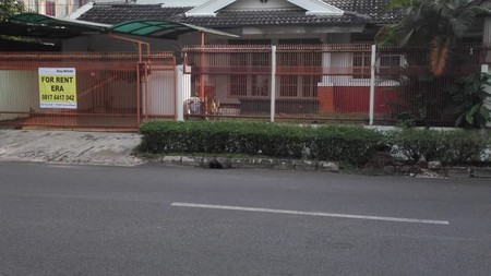 Disewa Rumah Siap Huni, Hunian Nyaman di Kasuari, Bintaro