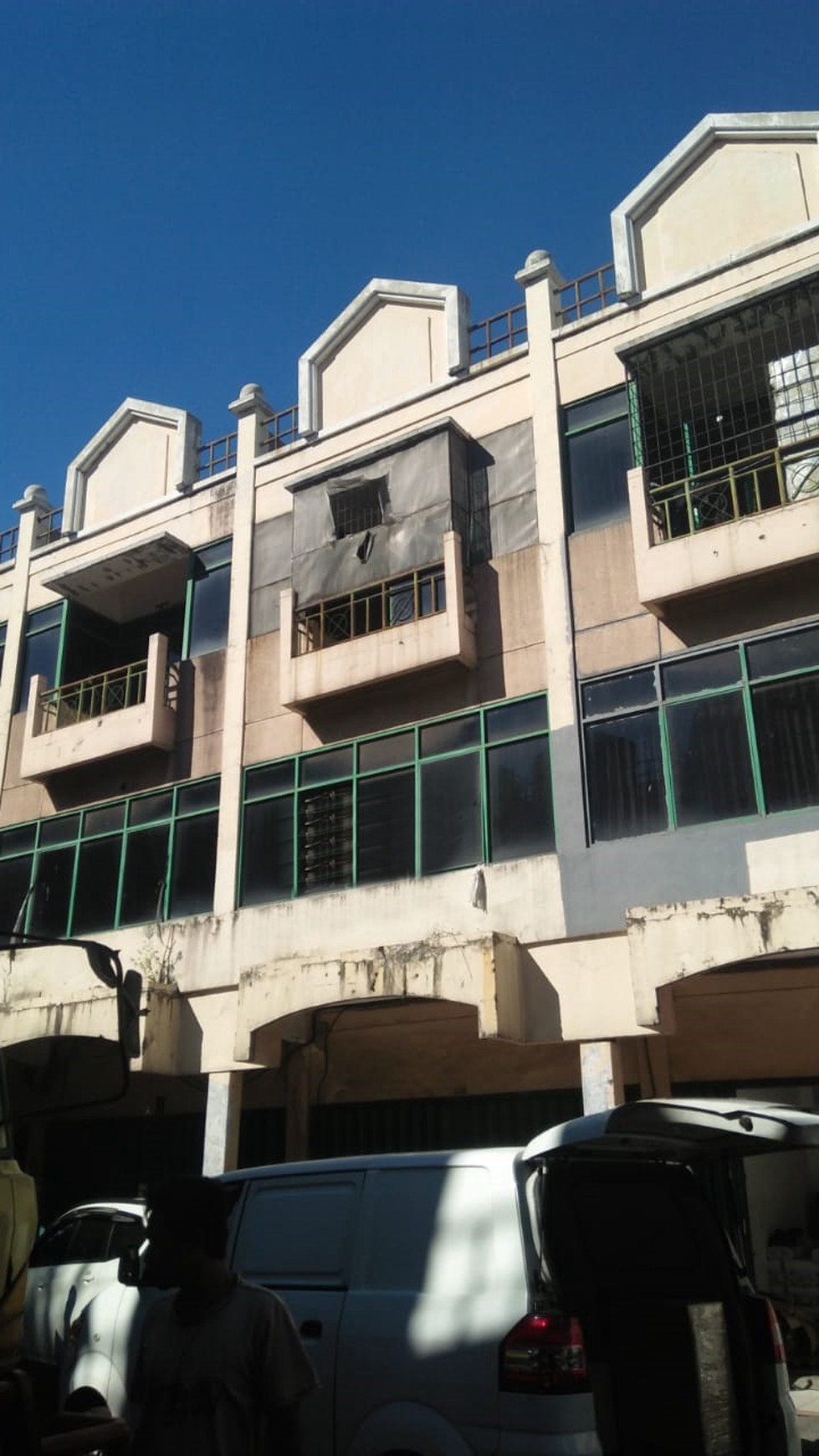 Ruko Pengampon Square 2 unit jejer