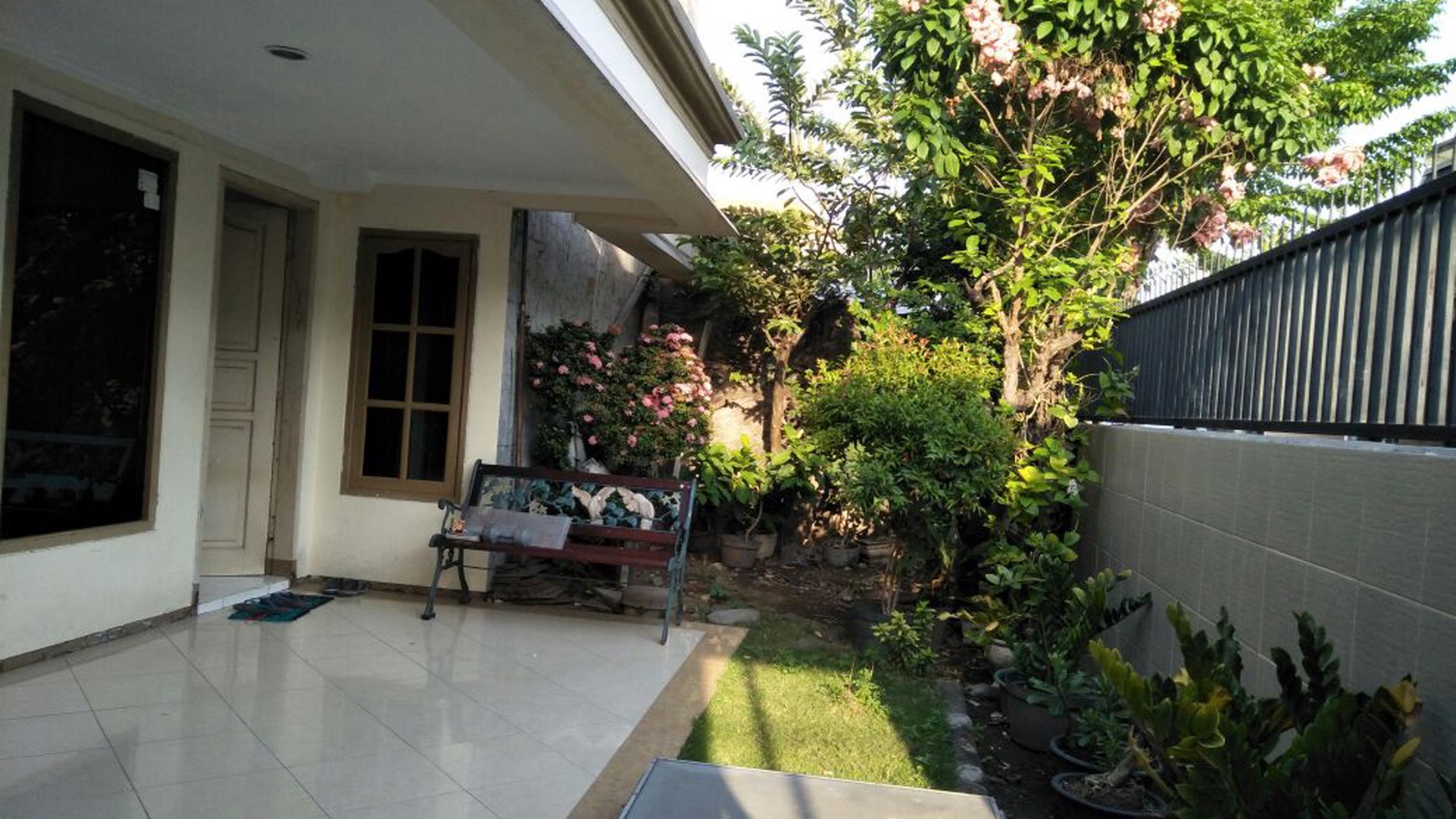 Rumah Bagus Siap Huni Petemon