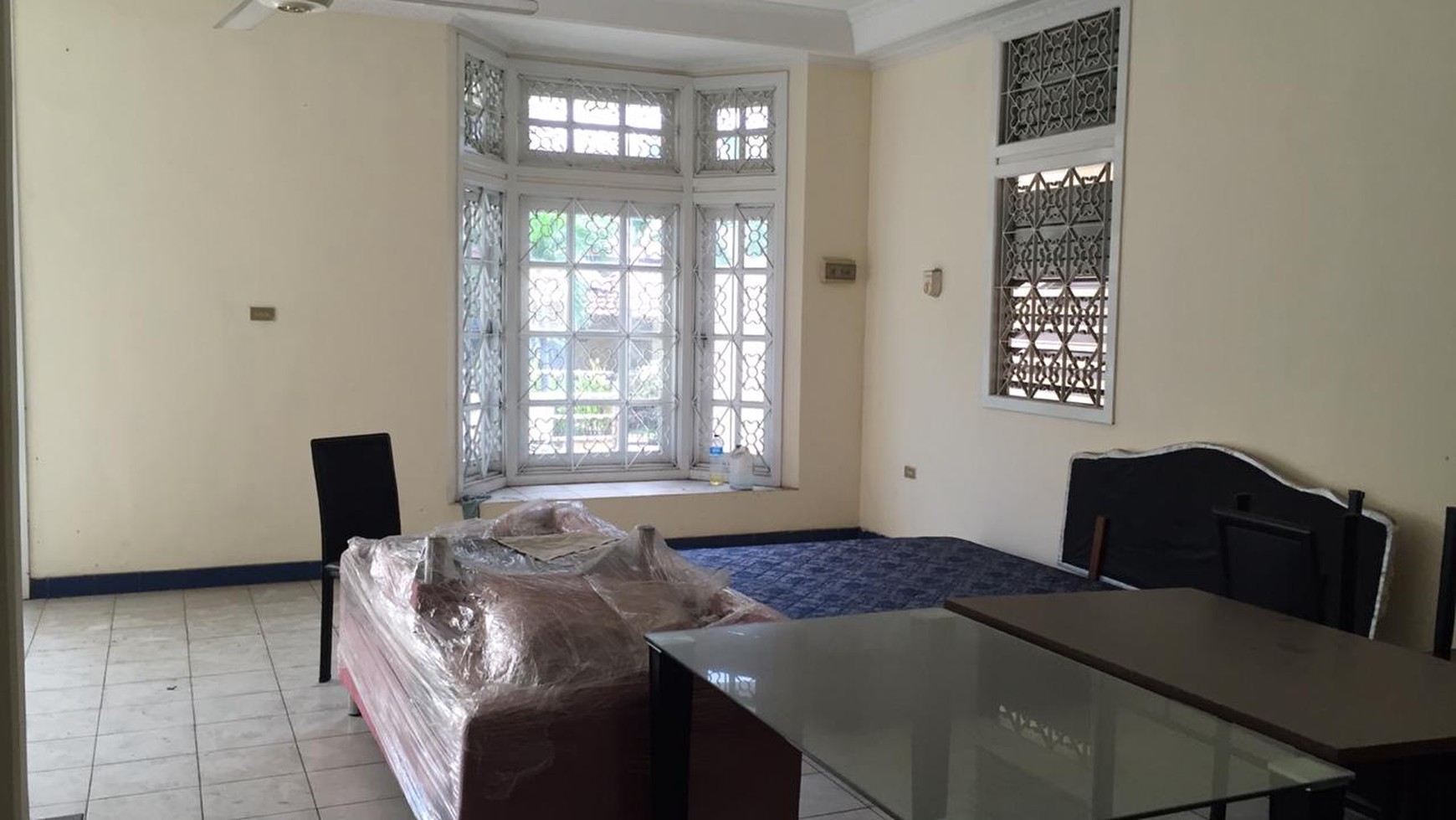 Rumah Siap Huni, Nyaman, Asri dan Strategis @Bintaro