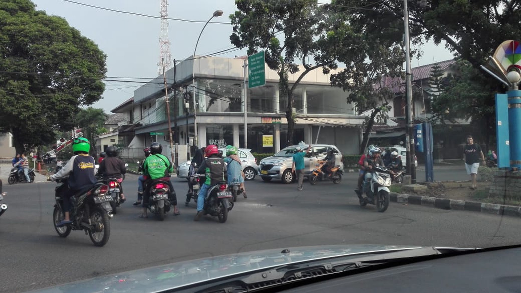 Disewakan Ruko di Area Strategis dan Kawasan Komersil @Jl. Menteng Raya Bintaro Sektor 7