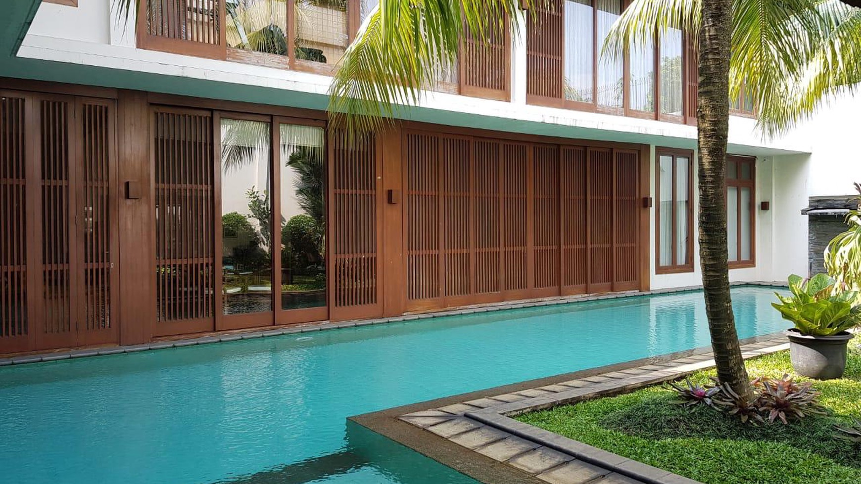 Rumah Mewah, Siap Huni, dan Asri @Kucica, Bintaro