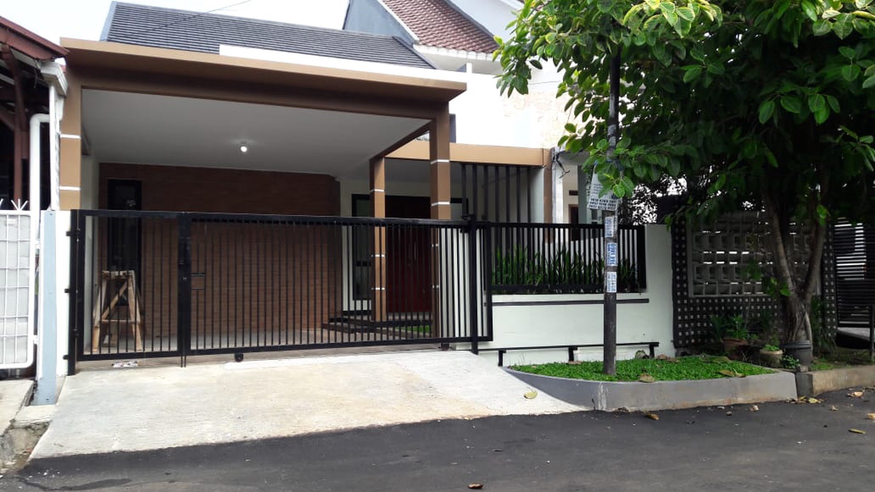 Dijual Rumah, Lokasi Strategis, dan Hunian Nyaman @Villa Bintaro Indah