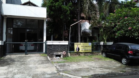 Rumah Mewah Siap Huni di Jalan Jambi, Surabaya