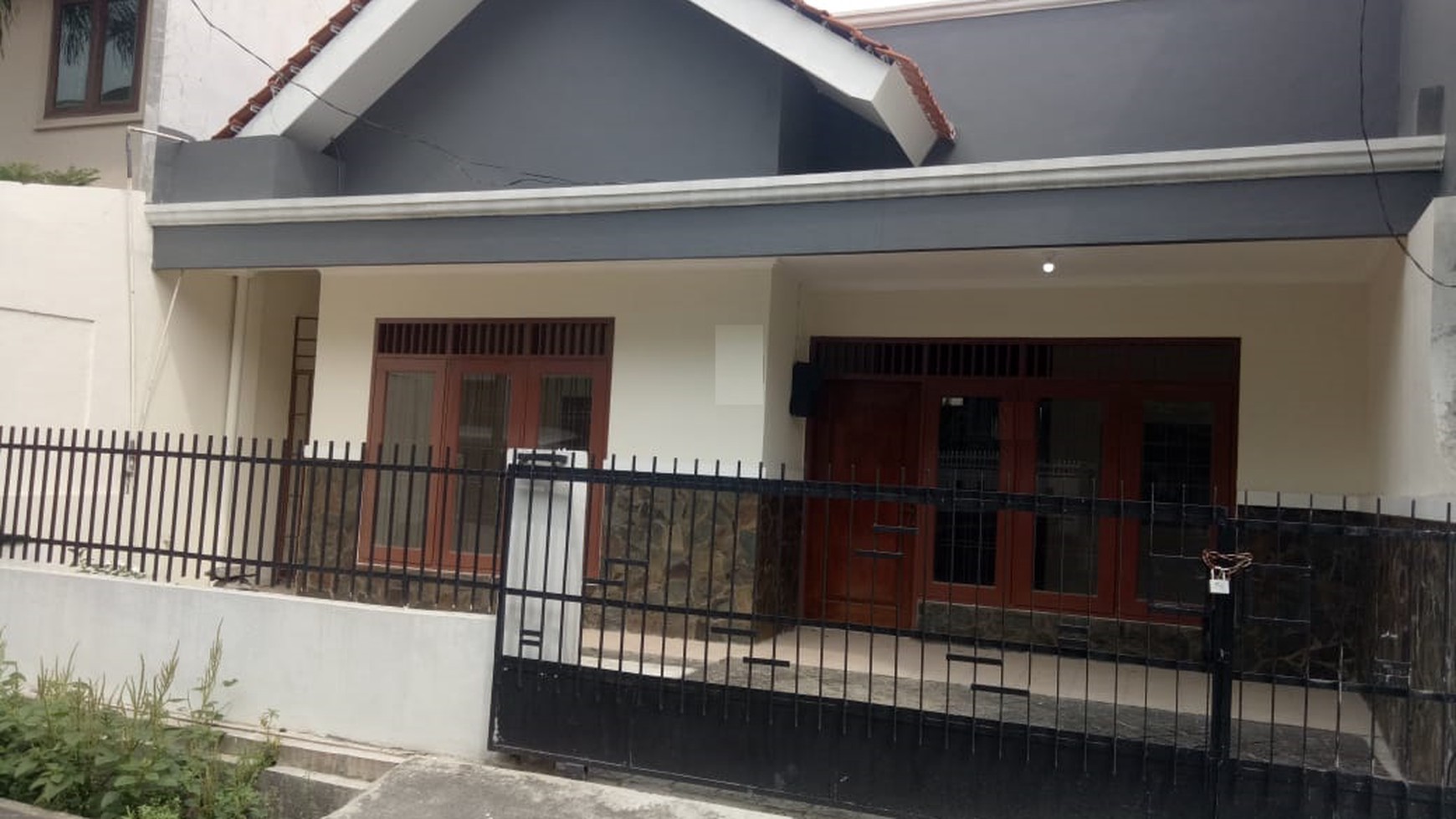 Rumah 1 Lantai baru Renov, Harga Nego di Rawamangun Jakarta Timur