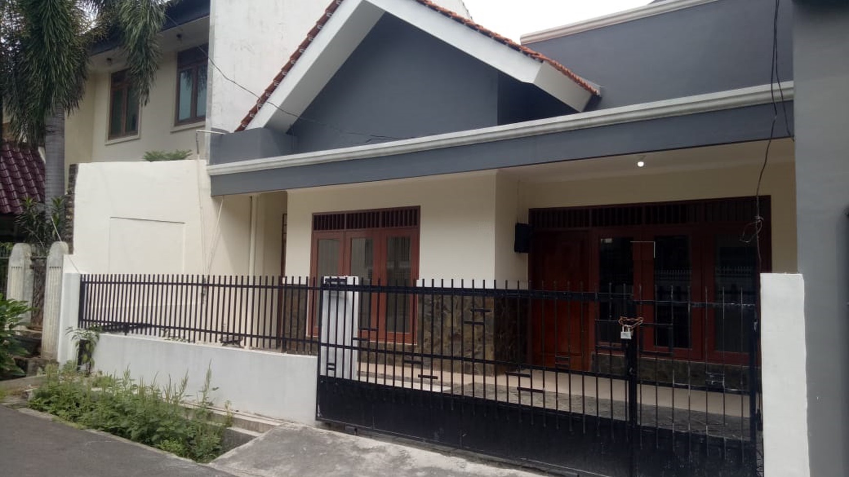 Rumah 1 Lantai baru Renov, Harga Nego di Rawamangun Jakarta Timur