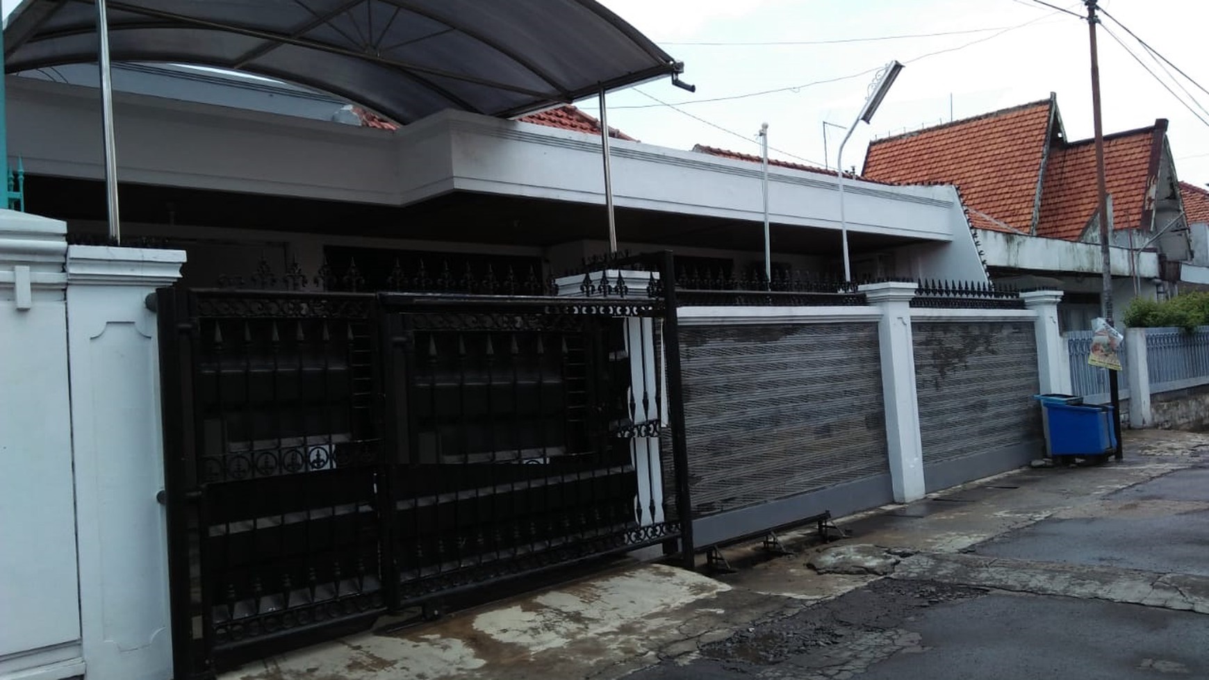 Rumah Siap Huni Pucang Jajar