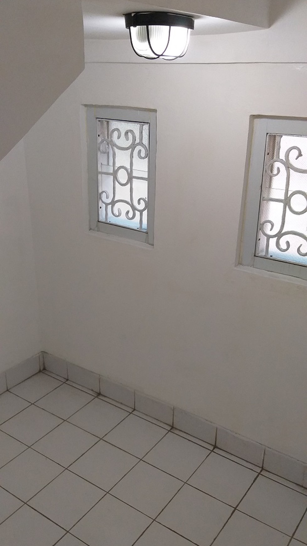 Lokasi nyaman aman di dalam cluster