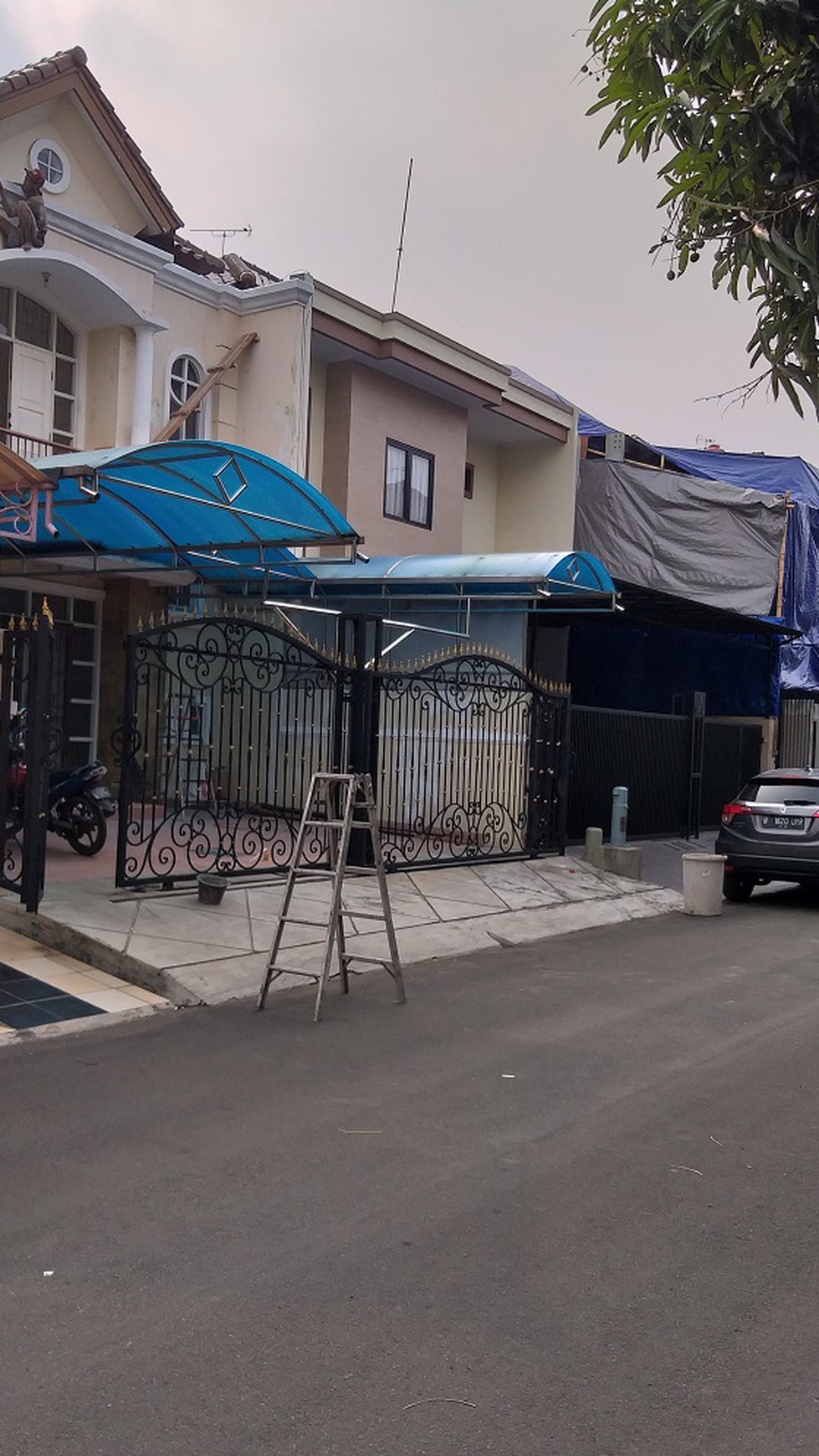 Lokasi nyaman aman di dalam cluster