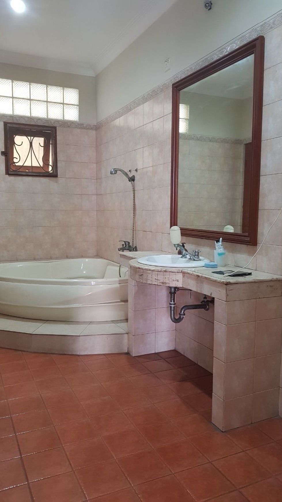 Lokasi didalam cluster aman, nyaman dan asri