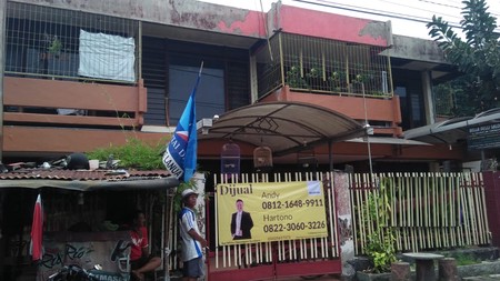 Rumah Tengah Kota jalan Halimun