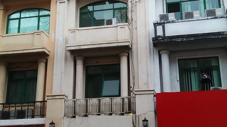 Ruko 4 Lantai Jaksa Agung Suprapto