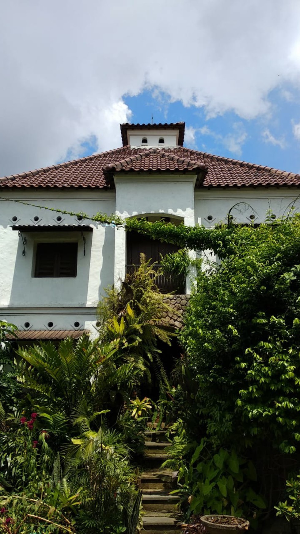 Rumah Siap Huni di Ciputat