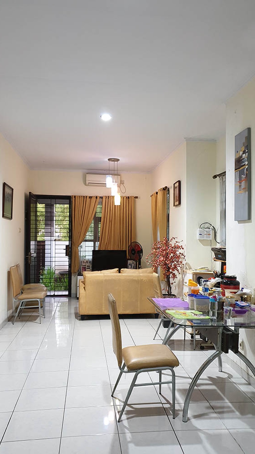 Rumah Hoek Dijual Gading Arcadia, Luas 10,5x18m2