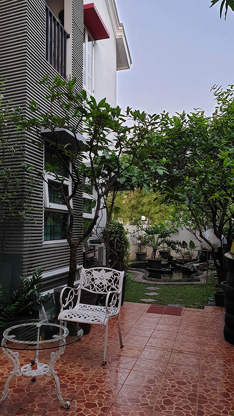 Rumah Hoek Dijual Gading Arcadia, Luas 10,5x18m2