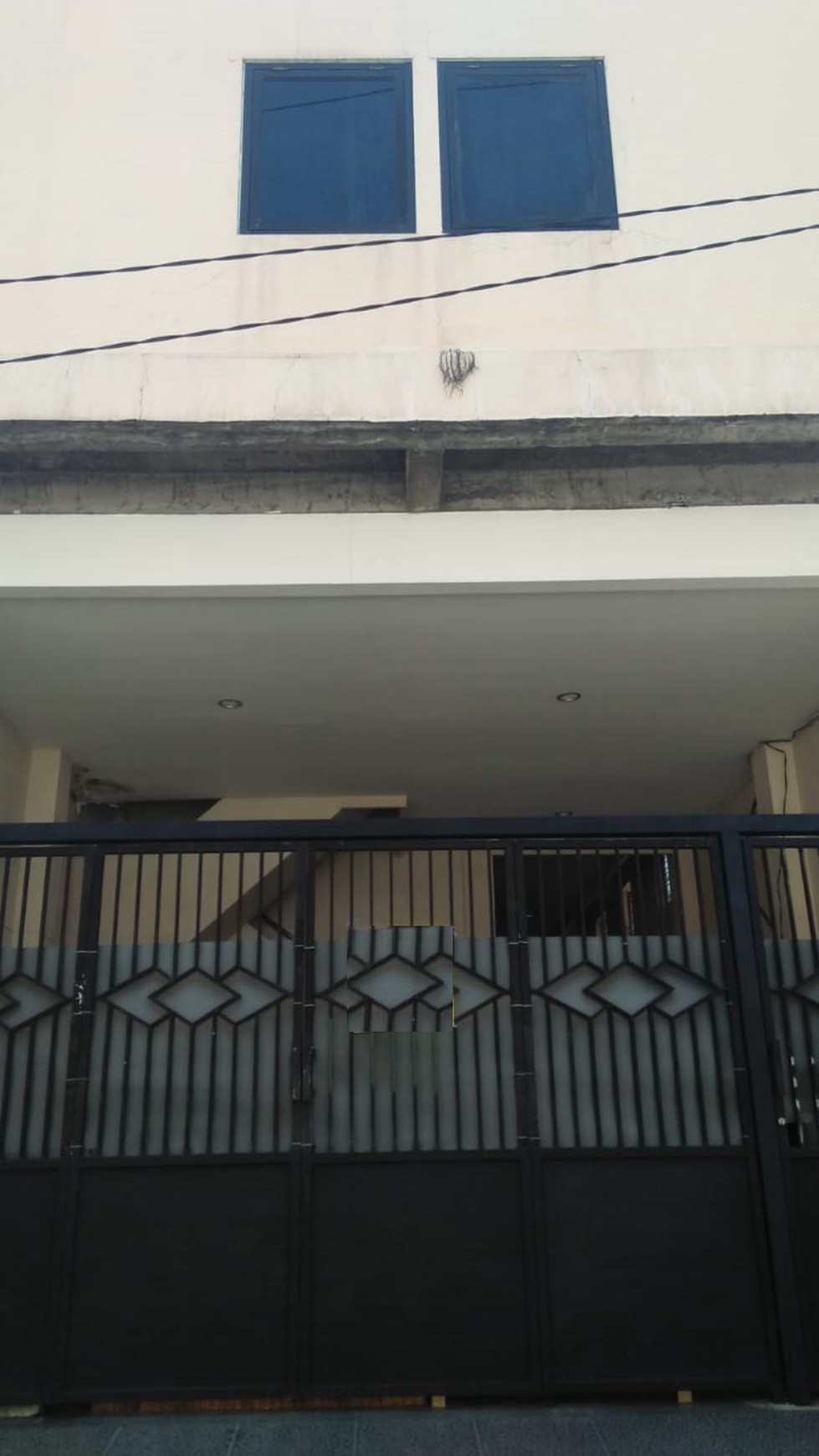 Rumah 2 Lantai Kedung Anyar