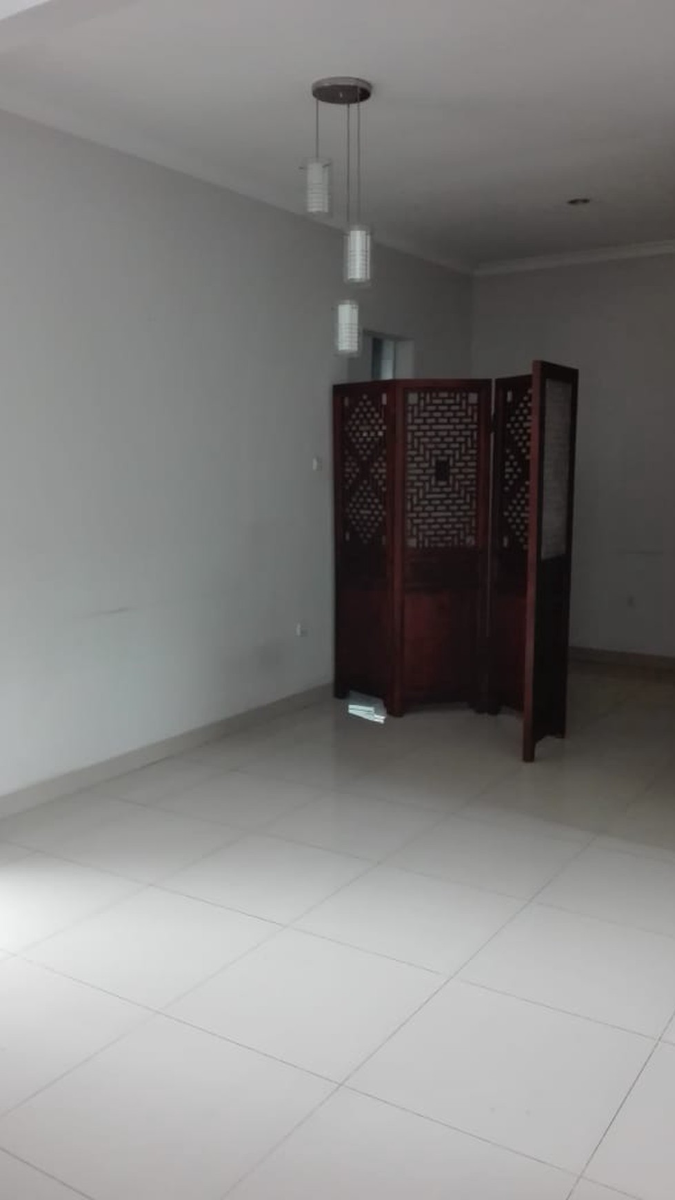 Rumah Siap Huni, Interior Elegan, dan Hunian Nyaman @Menteng Utama, Bintaro