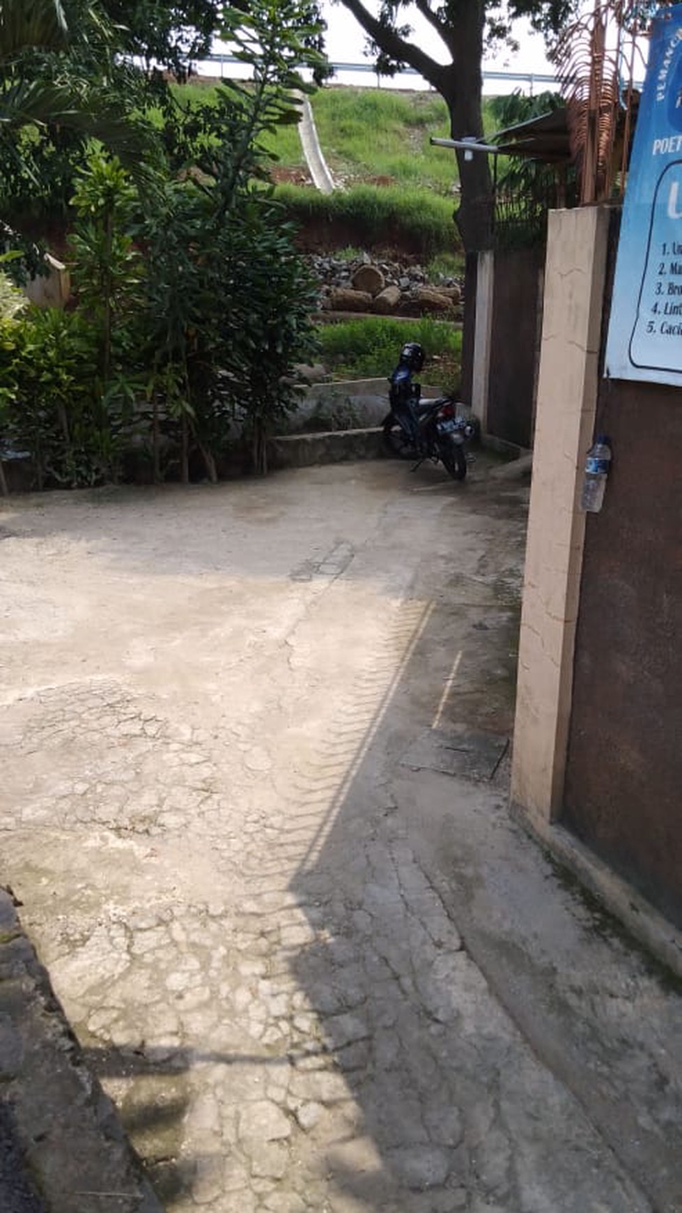 Dijual Rumah Beserta Dengan Pemancingan, Cocok Untuk Invest @Jl Aselih, Ciganjur, Jakarta Selatan