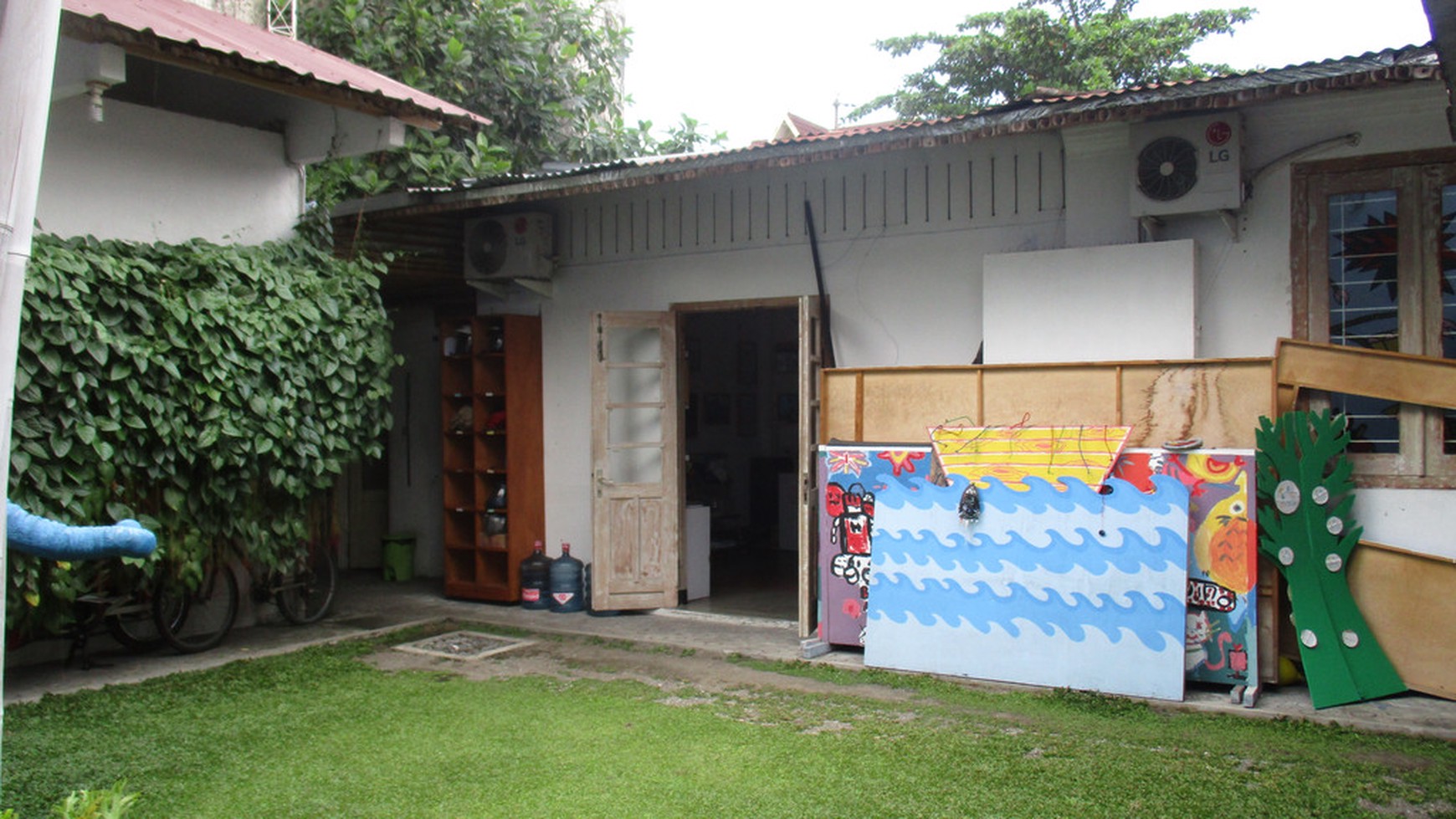 RUMAH/RUANG USAHA DITENGAH KOTA, JL BINTARAN TENGAH, YOGYAKARTA