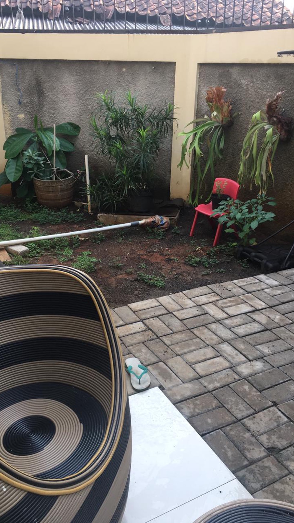Dijual Rumah siap huni, nyaman dan lokasi strategis @Jl Mesjid Nurul Fajri, Pondok Pucung