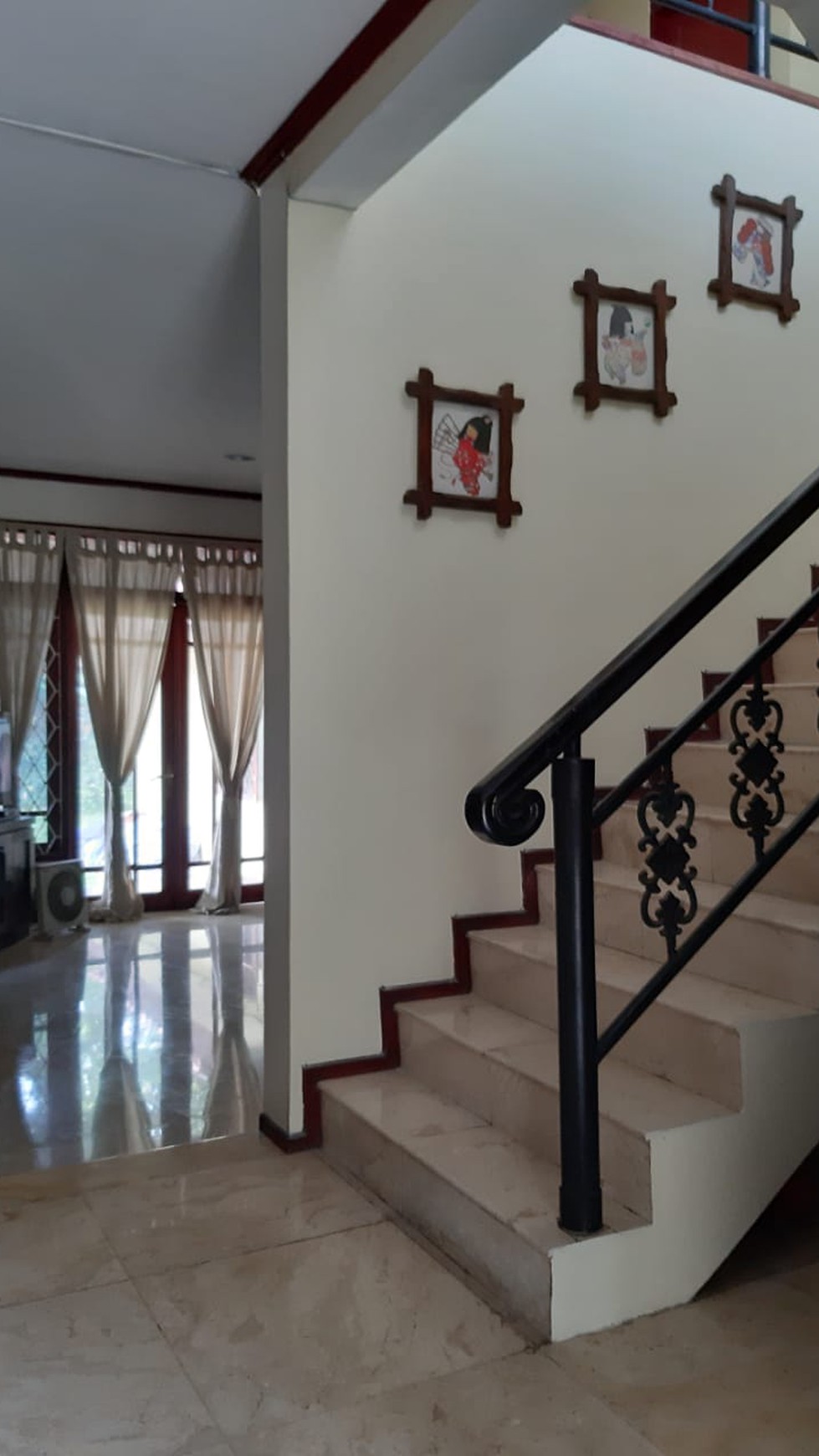 Dijual Rumah Luas Di Jl Sukabakti, Serua Indah Ciputat