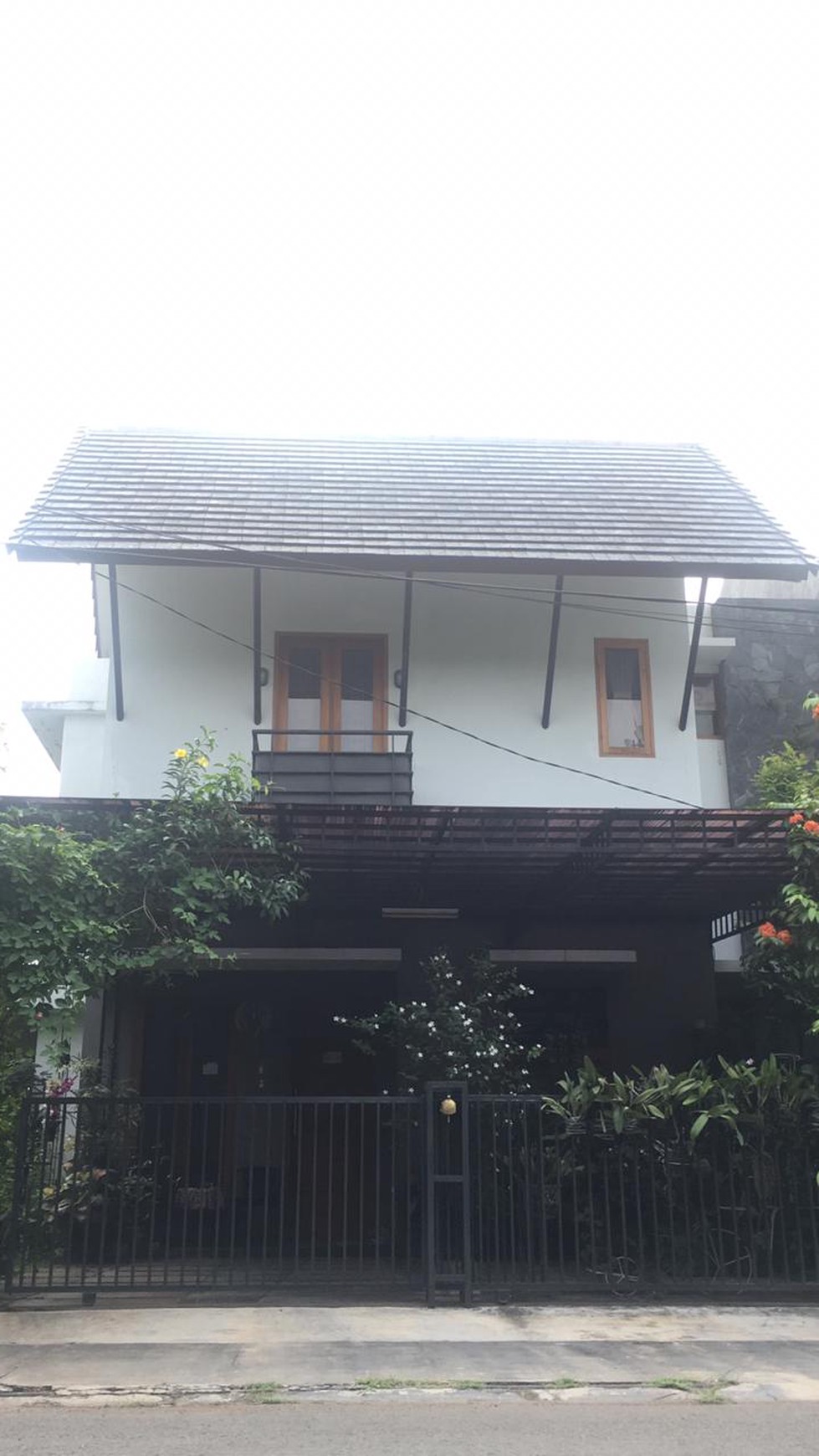 Rumah Cantik dan Manis Nyaman Sekali Area Depan Bintaro Jakarta Selatan