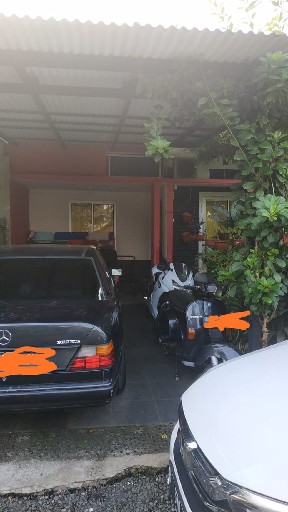 Rumah Dalam Cluster Lingkungan Nyaman