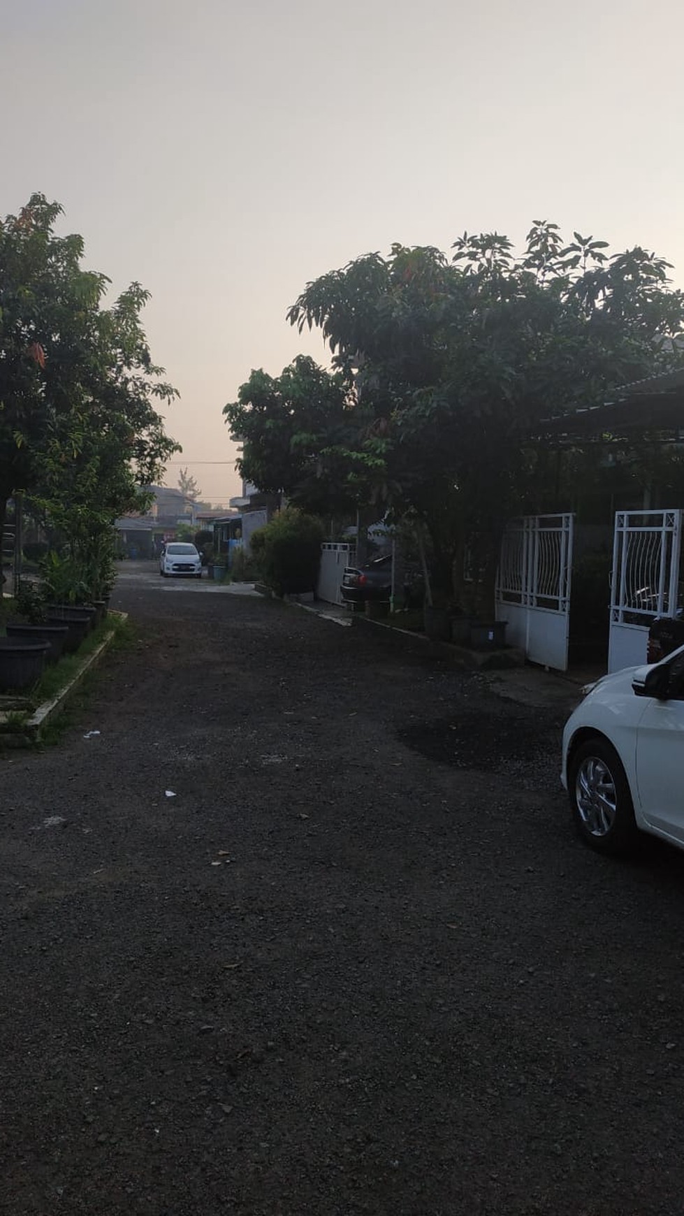 Rumah Dalam Cluster Lingkungan Nyaman