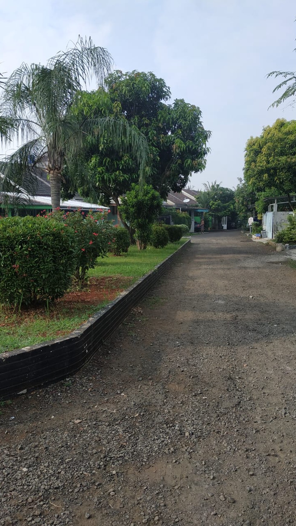 Rumah Dalam Cluster Lingkungan Nyaman