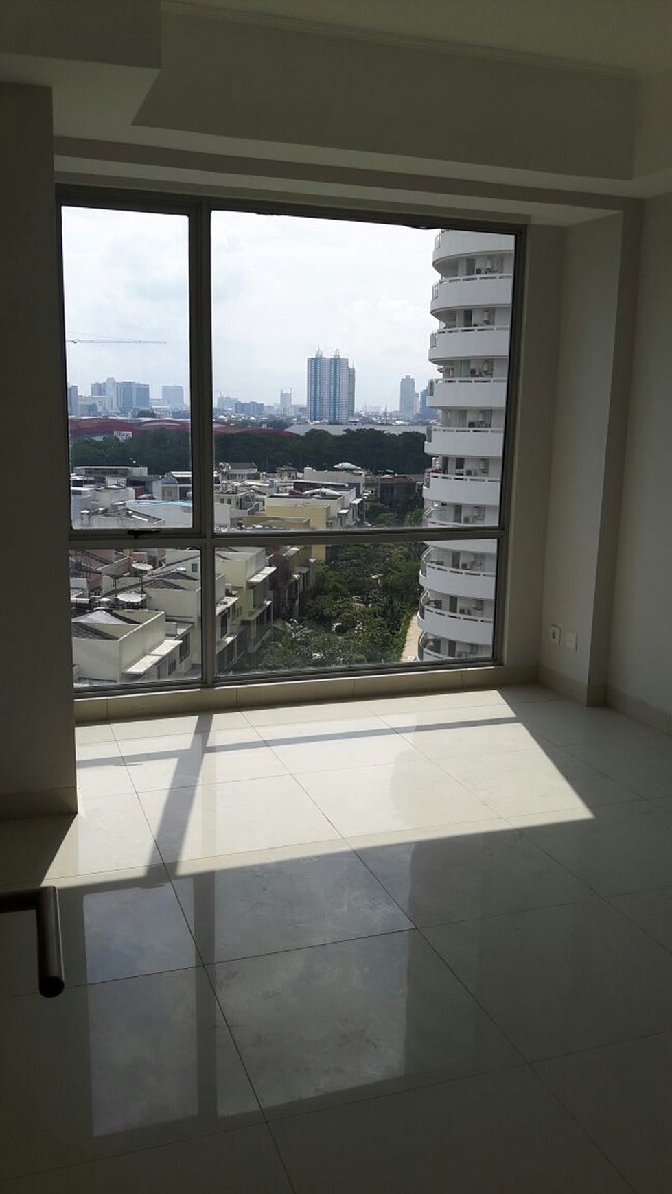 Apartemen di kemayoran