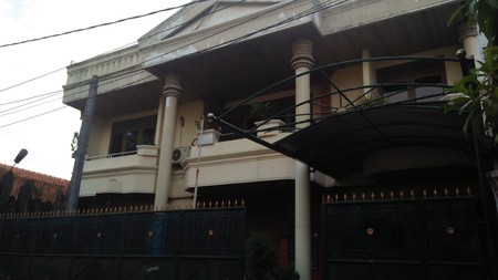 Rumah Mewah Tengah Kota jalan Widodaren