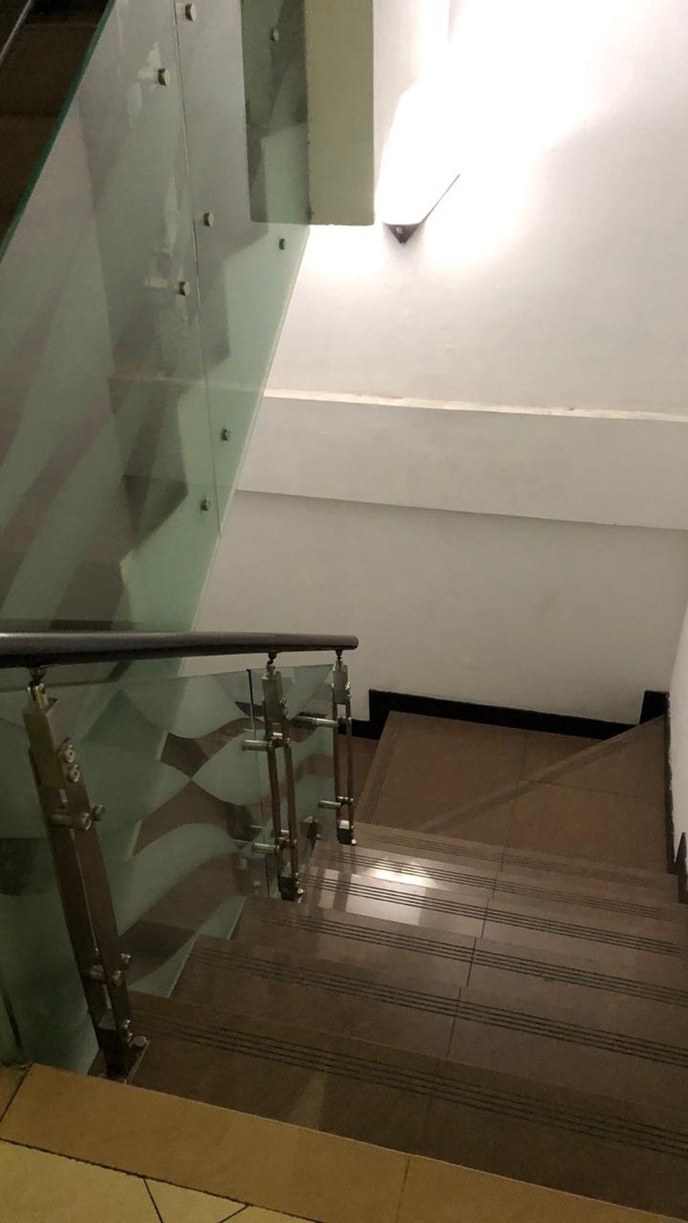 Mini Building Bangunan 1060m Jl. Balikpapan Petojo Utara Jakarta Pusat Jalan Raya Bagus