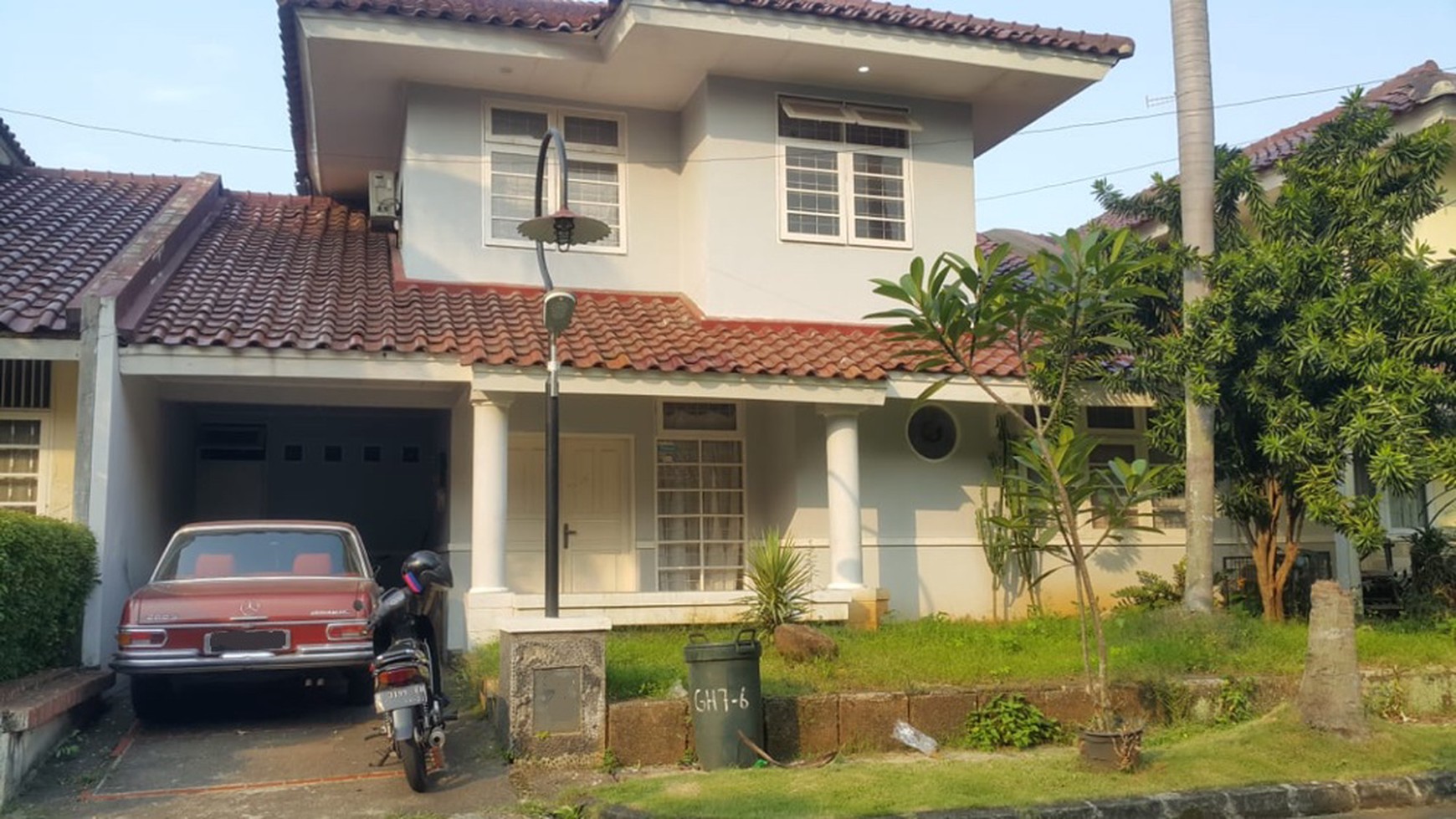 Rumah Bagus Di River Park, Bintaro Jaya