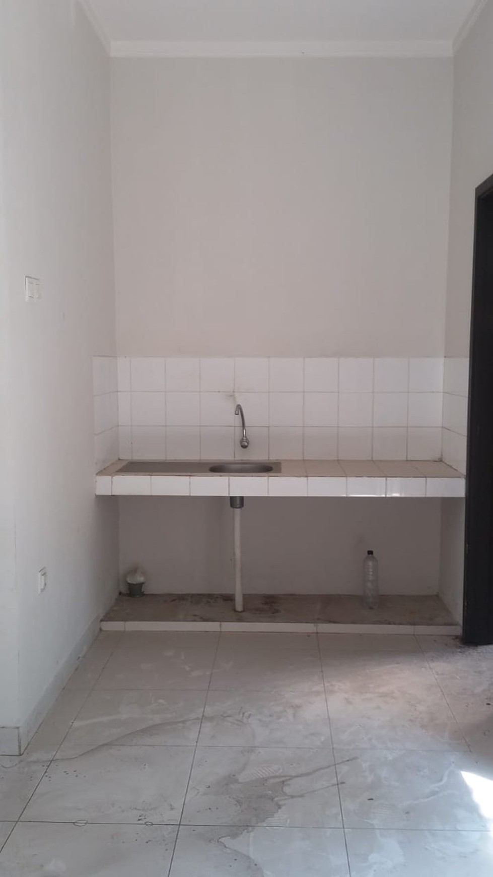 Disewakan Rumah Siap Huni, Hunian Nyaman dan Asri @Discovery Terra, Bintaro