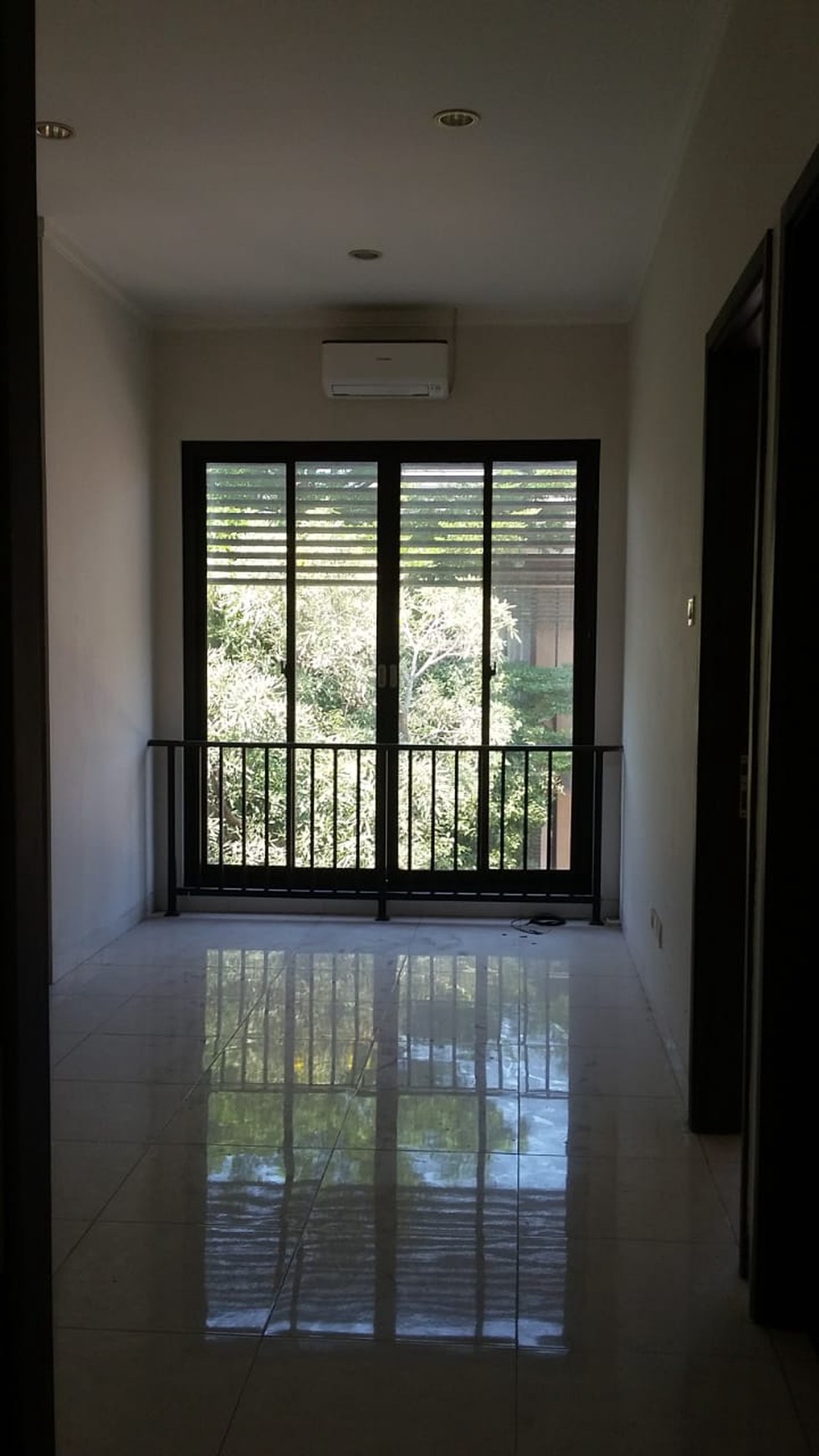 Disewakan Rumah Siap Huni, Hunian Nyaman dan Asri @Discovery Terra, Bintaro