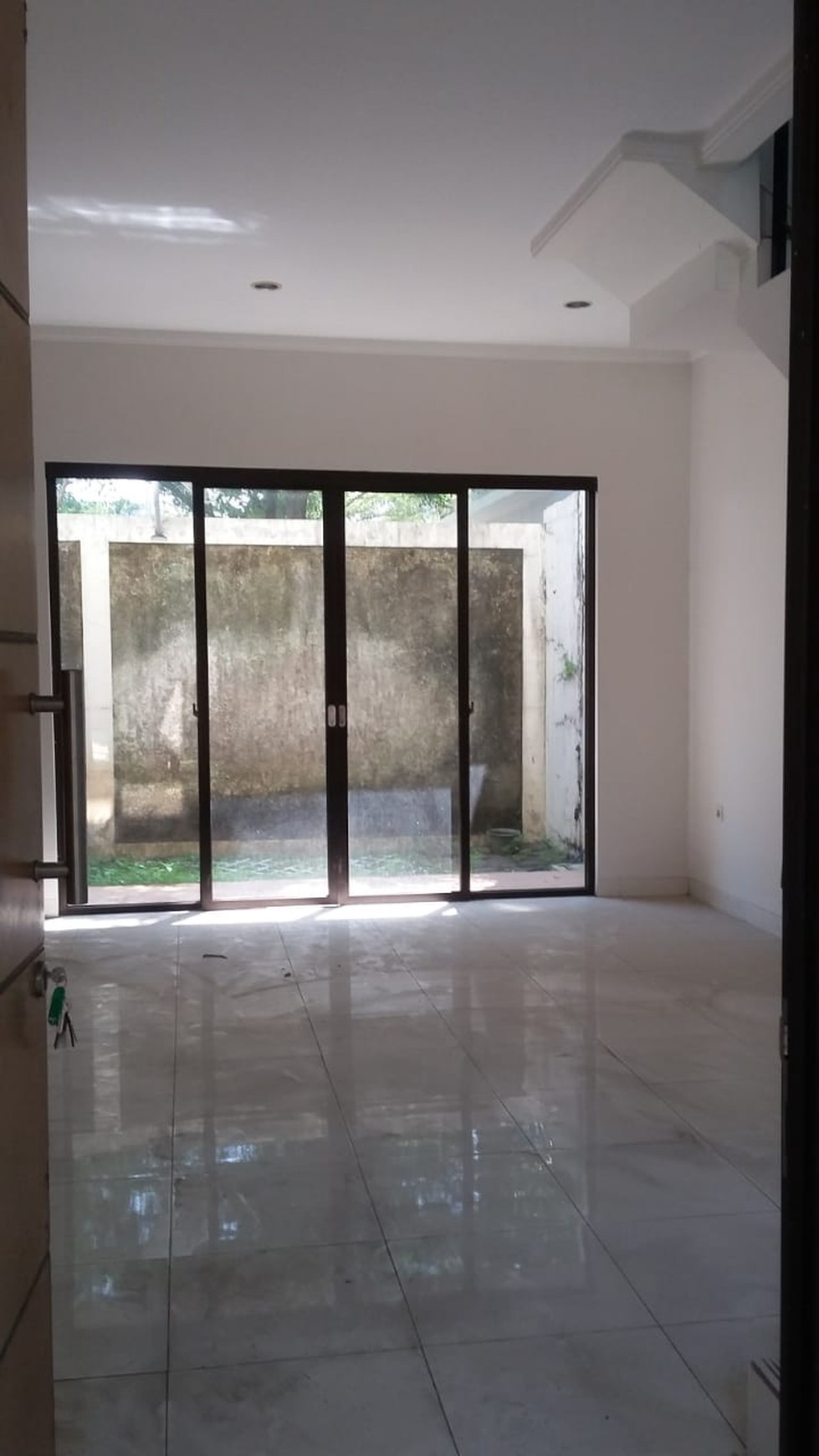 Disewakan Rumah Siap Huni, Hunian Nyaman dan Asri @Discovery Terra, Bintaro