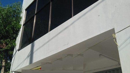 Ruko 3 lantai SHM Genteng Kali