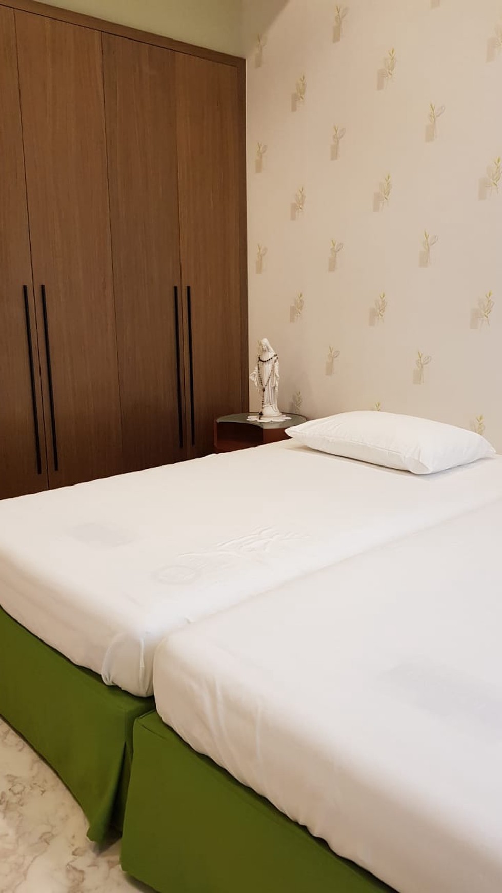 Jual Apartemen Botanica Simprug