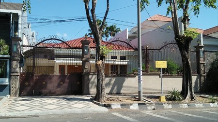Rumah Mewah Tengah Kota jalan Imam Bonjol