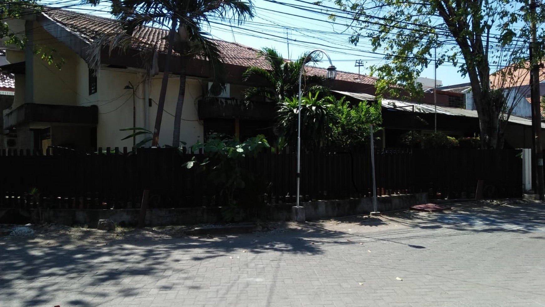 Rumah Siap Huni 2 lantai Manyar Kertoarjo